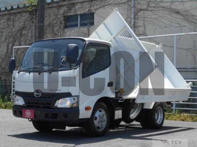 2017 Hino Dutro
