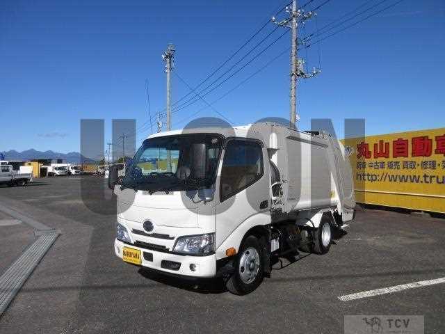 2025 Hino Dutro