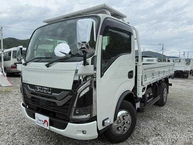 2023 Isuzu Elf Truck