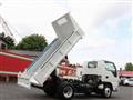 2018 Isuzu Elf Truck