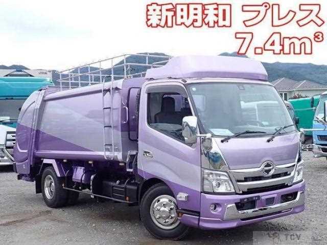2022 Hino Dutro