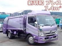 2022 Hino Dutro