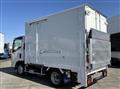 2024 Isuzu Elf Truck