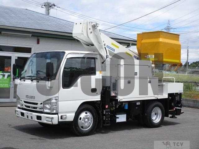 2017 Isuzu Elf Truck