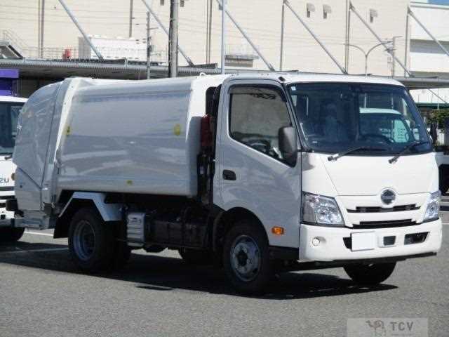 2025 Hino Dutro