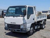 2017 Isuzu Elf Truck