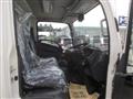 2023 Isuzu Elf Truck