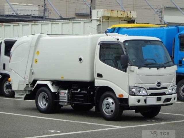 2025 Hino Dutro
