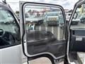 2018 Isuzu Elf Truck