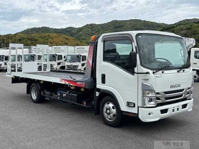 2022 Isuzu Elf Truck