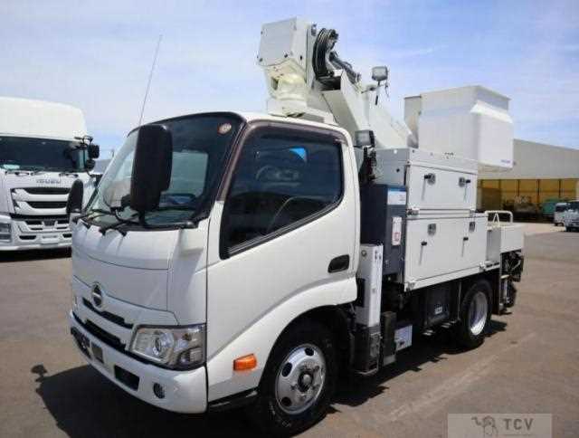 2022 Hino Dutro