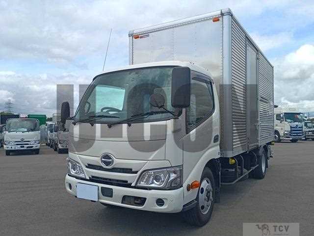 2022 Hino Dutro