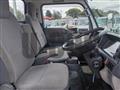 2013 Isuzu Elf Truck