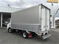 2010 Isuzu Elf Truck