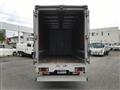 2010 Isuzu Elf Truck