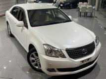 2013 Toyota Crown Majesta