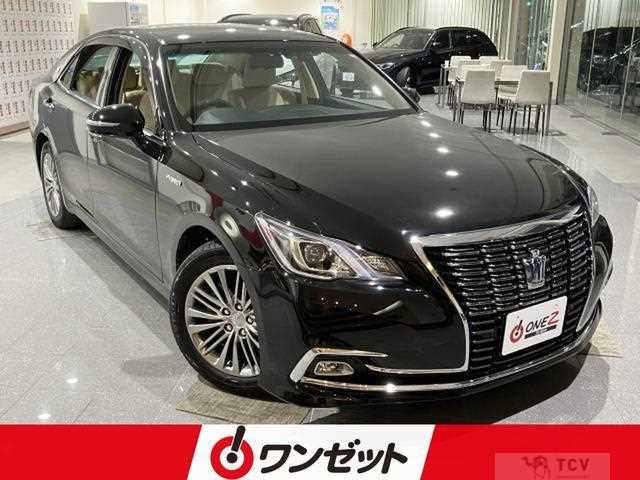 2016 Toyota Crown Hybrid