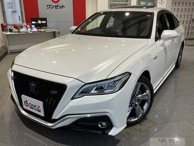 2018 Toyota Crown Hybrid