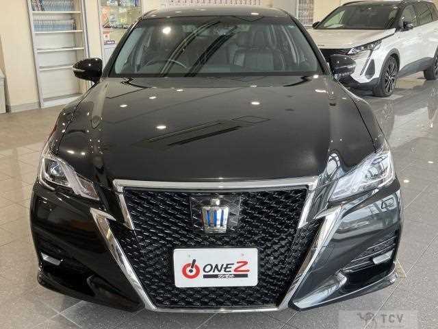 2015 Toyota Crown Hybrid