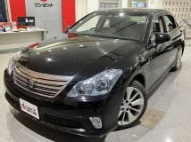 2012 Toyota Crown Hybrid