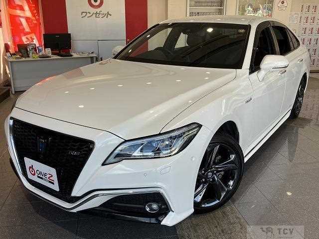 2020 Toyota Crown Hybrid