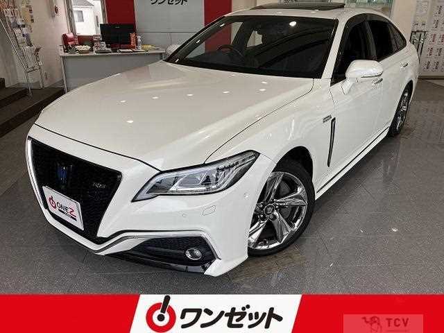2019 Toyota Crown Hybrid