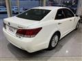 2016 Toyota Crown Hybrid