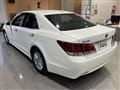 2016 Toyota Crown Hybrid