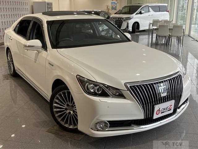 2016 Toyota Crown Majesta