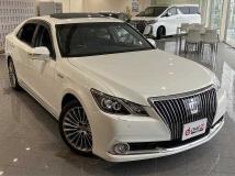 2016 Toyota Crown Majesta