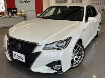 2015 Toyota Crown Hybrid