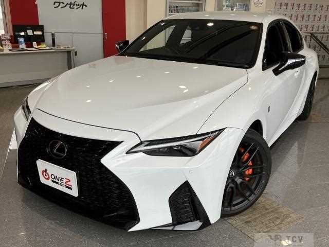 2021 Lexus IS