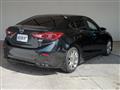 2016 Mazda Axela