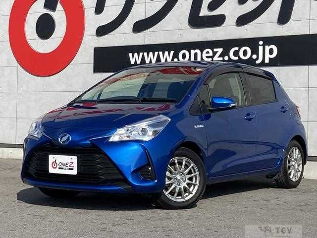 2017 Toyota Vitz