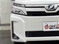 2017 Toyota Voxy