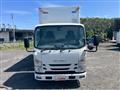 2020 Isuzu Elf Truck