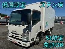 2017 Isuzu Elf Truck