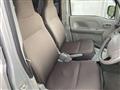 2021 Mitsubishi Minicab Van