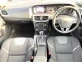 2018 Volvo V40