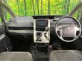 2013 Toyota Voxy