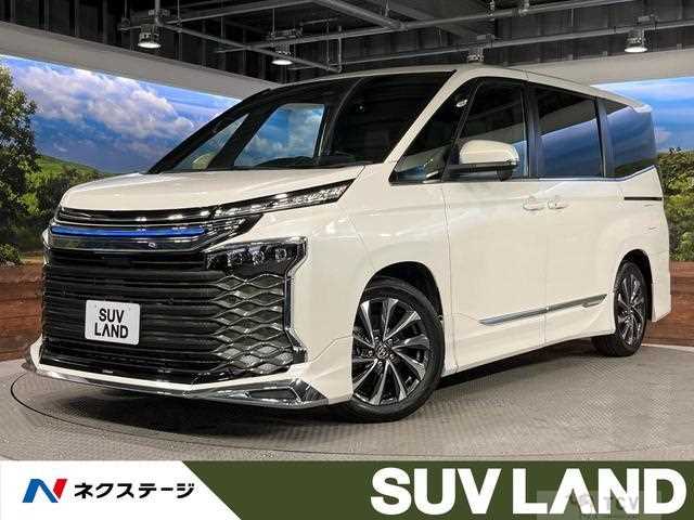 2023 Toyota Voxy