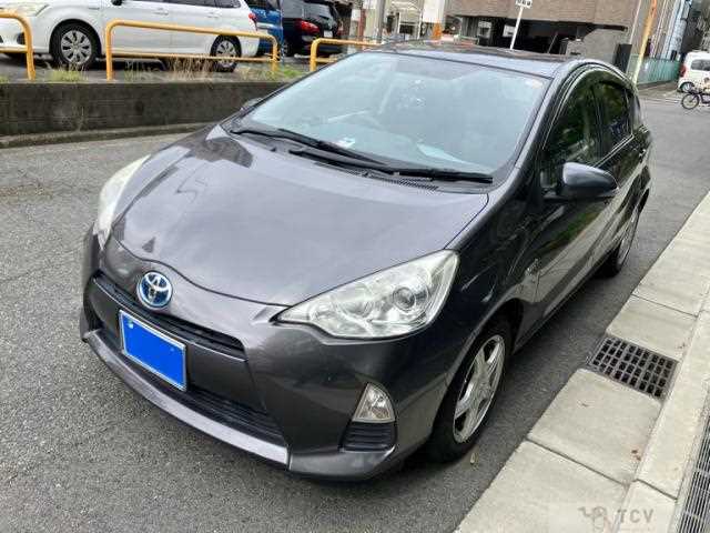 2012 Toyota AQUA