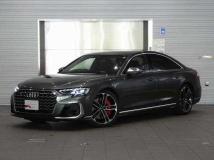 2025 Audi S8