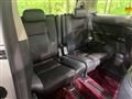 2013 Toyota Alphard Hybrid