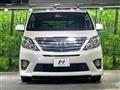 2013 Toyota Alphard Hybrid
