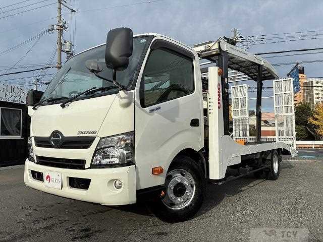2017 Hino Dutro