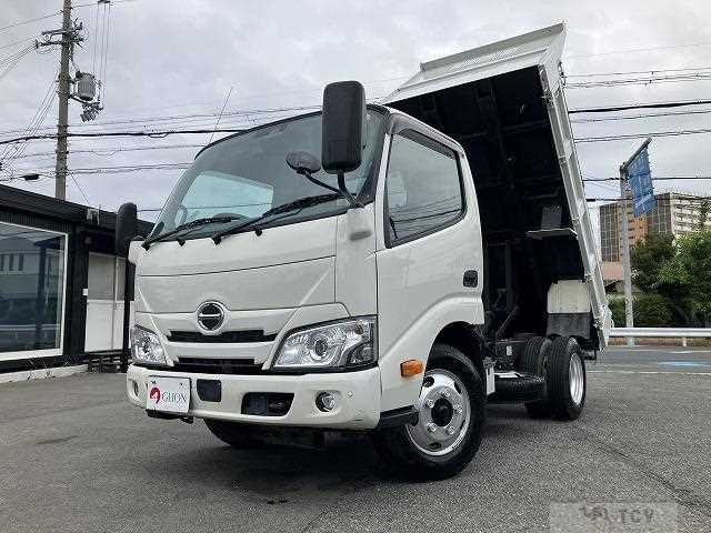 2024 Hino Dutro