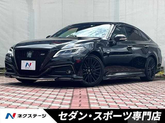 2022 Toyota Crown Hybrid