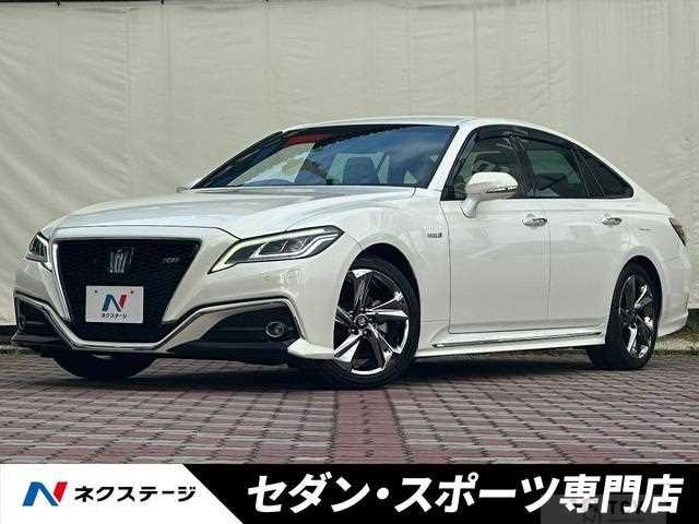 2019 Toyota Crown Hybrid