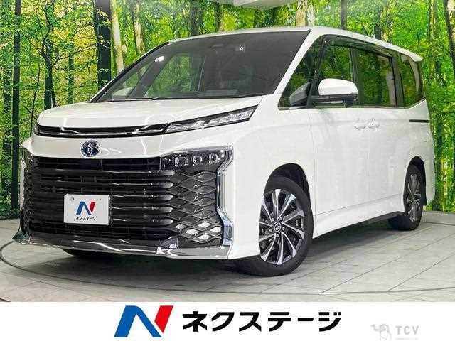 2023 Toyota Voxy